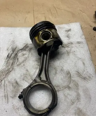 Audi A8 S8 D3 4E Piston with connecting rod 059AA