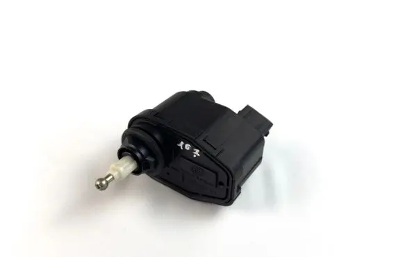 Alfa Romeo 145 - 146 Headlight level adjustment motor 00706203