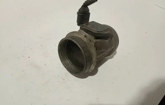 Audi A6 S6 C5 4B Mass air flow meter 059906461D AFH7025C