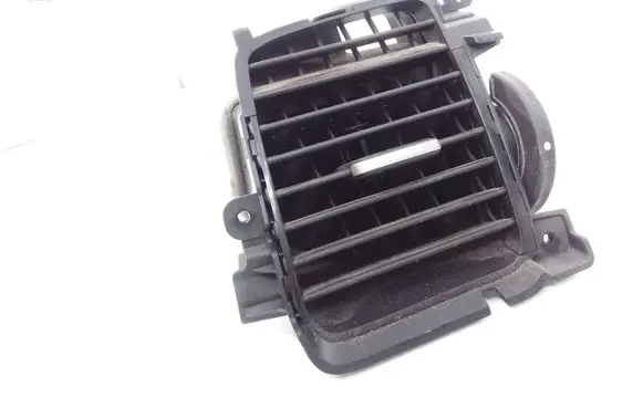 Honda Civic Dashboard side air vent grill/cover trim 77620SNAA120