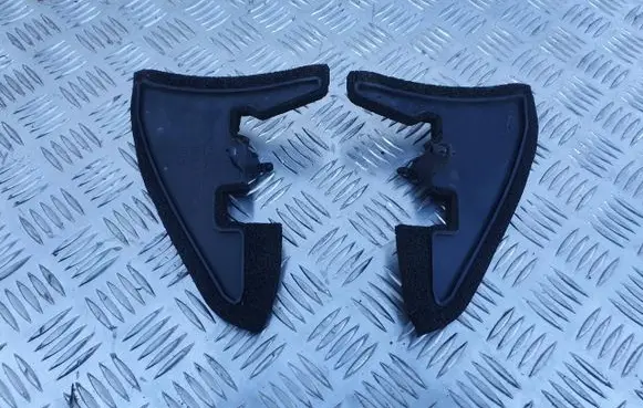 Nissan Pulsar Fender foam support/seal PU6378