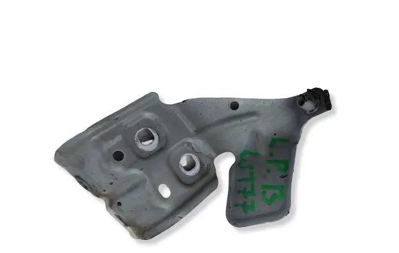 Mercedes-Benz A W177 Fender mounting bracket A1778810100