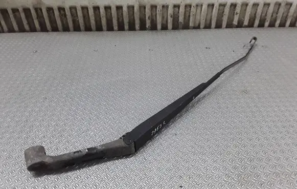 Mitsubishi Colt Front wiper blade arm