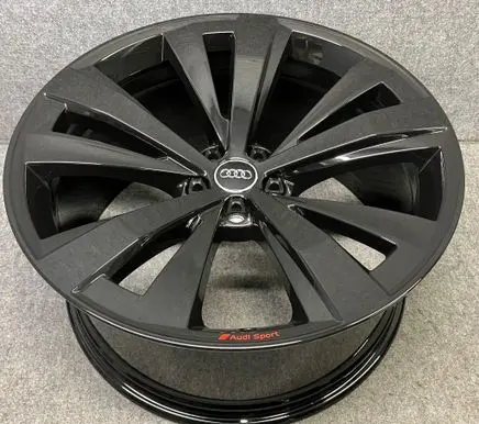 Audi Q8 R21 alloy rim 4M8601025AA