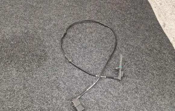 Mercedes-Benz E W238 ABS brake wheel speed sensor A2135403605