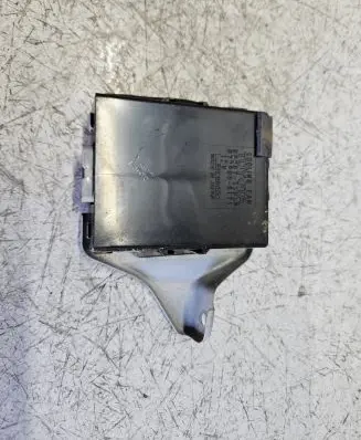 Lexus ES 250 - 300 - 330 Coolant fan relay 8925733030 0729000171
