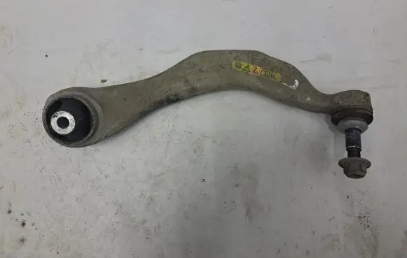 BMW 6 F12 F13 Front lower control arm/wishbone 6775971