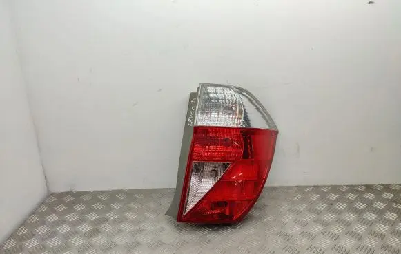 Honda FR-V Rear/tail lights