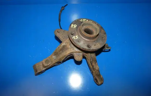 Mercedes-Benz Citan W415 Front wheel hub spindle knuckle