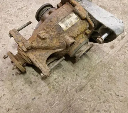 BMW 3 E90 E91 Rear differential 7524319
