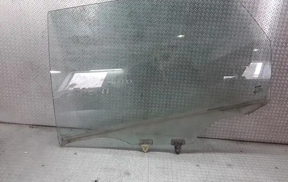 Nissan Primera Rear door window glass