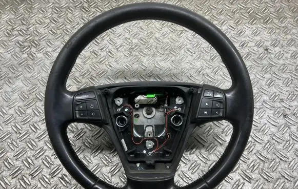 Volvo V50 Steering wheel