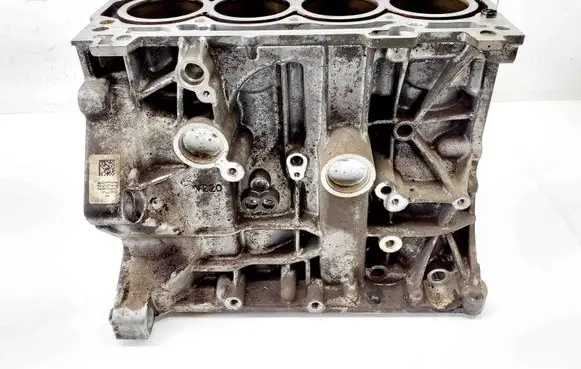Skoda Fabia Mk3 (NJ) Engine block 04E103025AL 04E103011AM