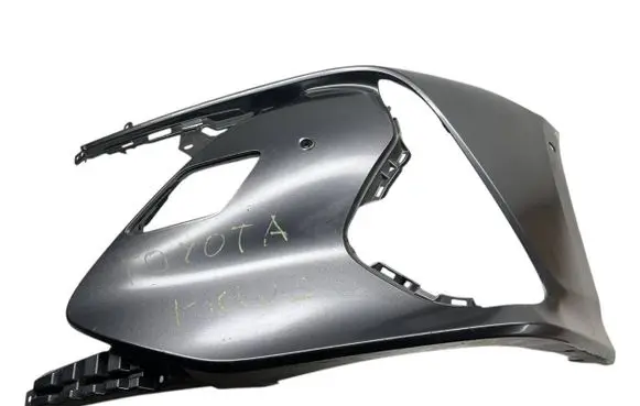 Toyota Prius (XW50) Front bumper corner part panel trim 5211347080