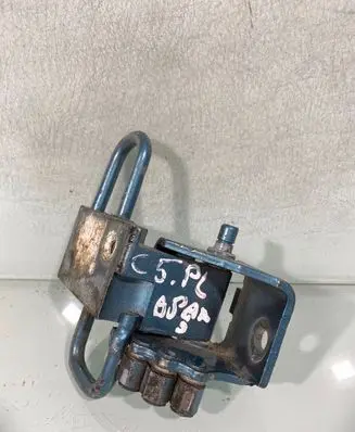 Front door lower hinge