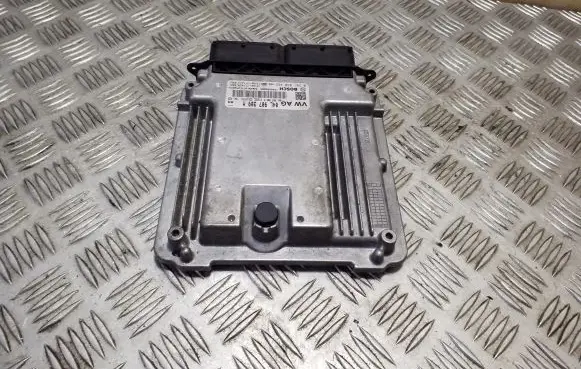 Skoda Superb B8 (3V) Engine control unit/module 04L907309M 0281030462