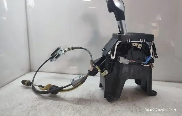 Ford Ecosport Gear shifter/selector GN1P7K004AB GN1P7K004AB3JA6