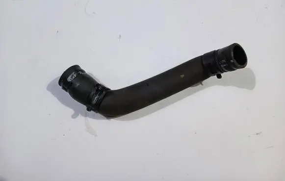 Chevrolet Corvette Heater radiator pipe/hose 15218121