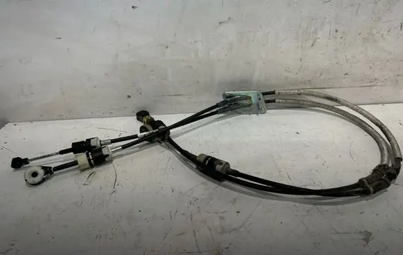 Ford Fiesta Gear shift cable linkage 4FTA118FA6NA