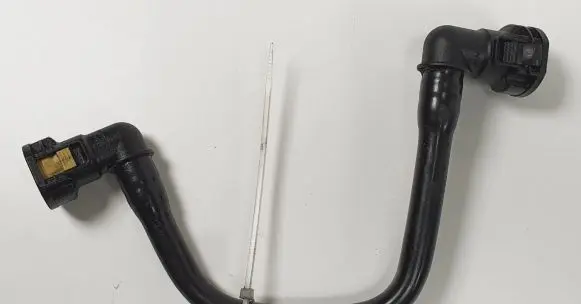 Ford Mondeo MK IV Gearbox oil cooler pipe/hose 8G91-7890-BC