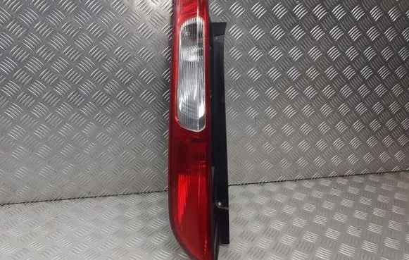 Ford Focus C-MAX Rear/tail lights 4M51-13405-A