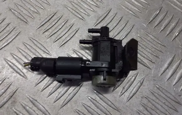 Audi A3 S3 8L Turbo solenoid valve 1J0906283C