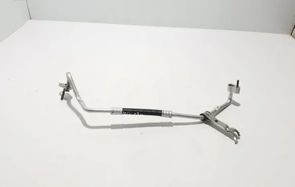MG ZS Air conditioning (A/C) pipe/hose 10539554
