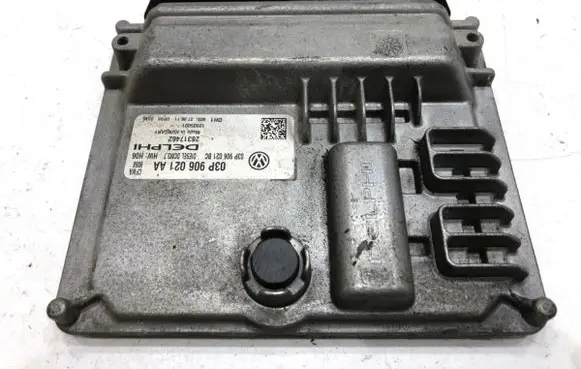 Seat Ibiza IV (6J,6P) Engine control unit/module ECU 03P906021AA