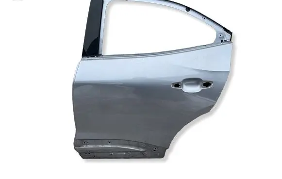 Opel Mokka B Rear door 