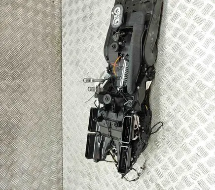 Audi Q7 4M Interior heater climate box assembly CZ4432302517 4M2971565