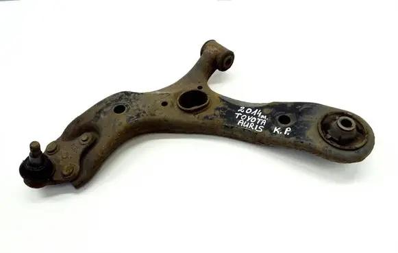 Toyota Auris E180 Front lower control arm/wishbone 