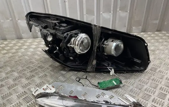 KIA Sorento Headlight/headlamp 92102C5030 92102C5200 92102C5100