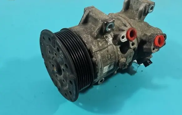 Toyota Avensis T270 Air conditioning (A/C) compressor (pump) 4472601258 IMPRK1573639