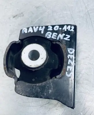 Toyota RAV 4 (XA30) Gearbox mount