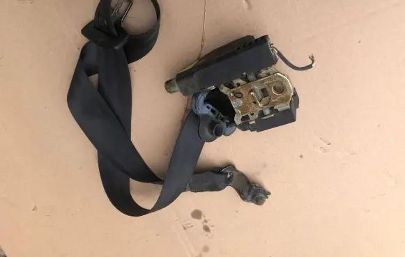 Skoda Fabia Mk1 (6Y) Front seatbelt