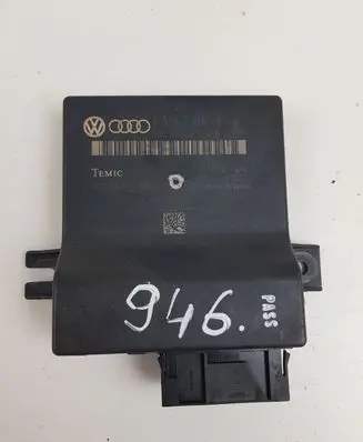 Audi A8 S8 D3 4E Gateway control module 4L0907468B 4L0910468A