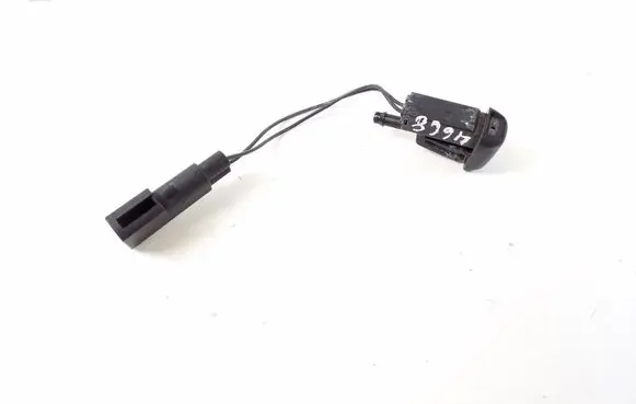 Ford Mondeo MK V Windshield washer spray nozzle 