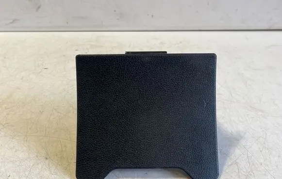 Mercedes-Benz EQC 12 V Socket (rear)