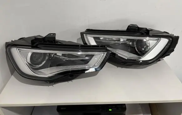 Audi A3 S3 8V Headlight/headlamp 8V0941031