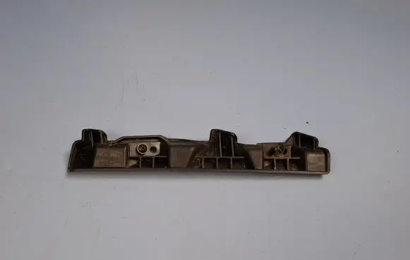 KIA Sportage Headlight/headlamp mounting bracket NQ5E 92102R2000