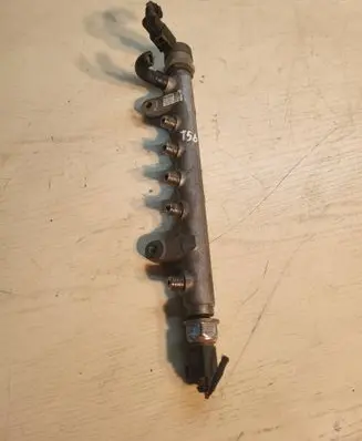Volkswagen Tiguan Fuel main line pipe 03L089C 0071464