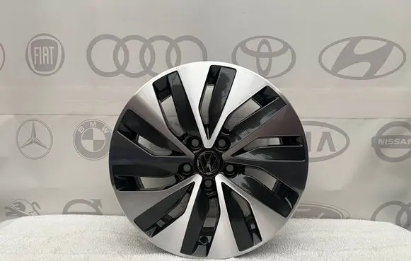Volkswagen Polo V 6R R15 alloy rim 6C0601025C