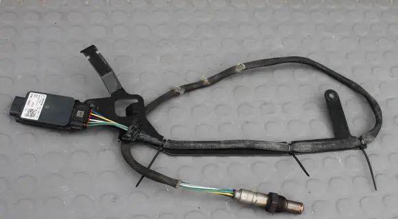 Mazda CX-5 II Reducing agents exhaust control unit SHAC18JH1 0281007111 SHAC-18JH1