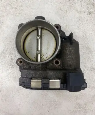 Volvo V50 Throttle valve 30711552 0280750146