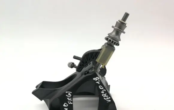 Toyota Verso-S Gear shifter/selector 112102525