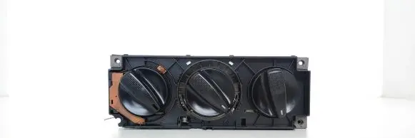 Volkswagen Golf III Climate control unit 1H0819045