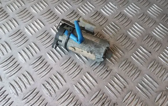 BMW X5 E53 Seat adjustment motor 1137301 500020