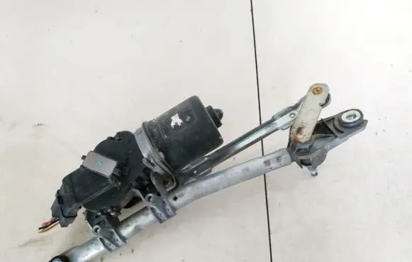 Peugeot 107 Front wiper linkage and motor