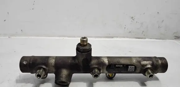 Audi A6 S6 C6 4F Fuel main line pipe 059130089 059130089D