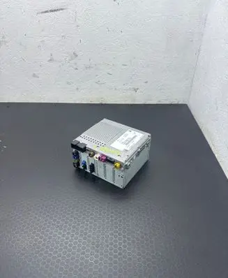 Jaguar XE Head unit multimedia control GX6319C211AH GHJ4B0058 20160728A